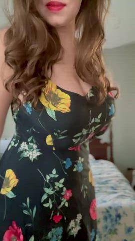 Amateur Big Tits Boobs Bouncing Tits College Nipples Student Teen Titty Drop Porn GIF by lamsinka89