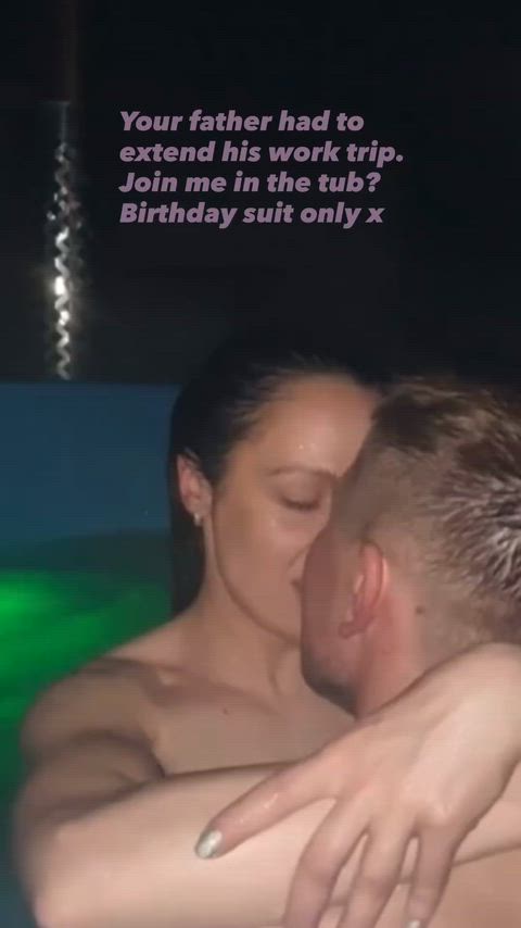 An extra few nights with Mom💜