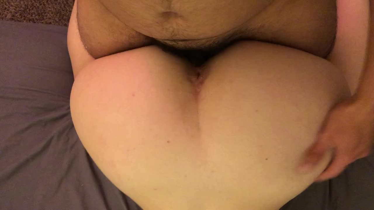 I love watching her throw her ass back on my big dick 😛