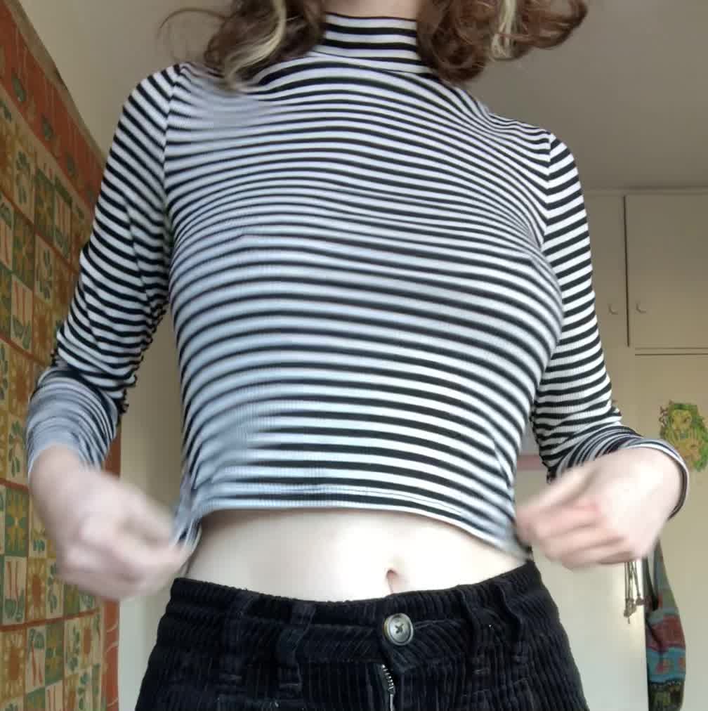 i don’t wear bras