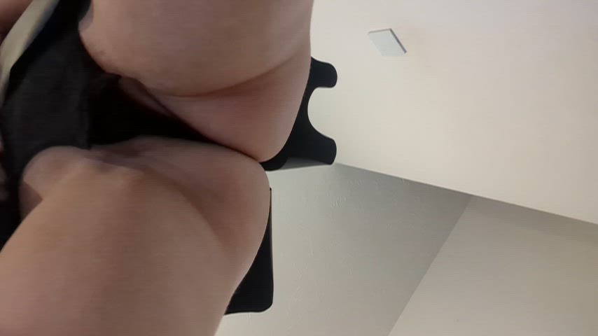 Your POV before I sit on your face [35]