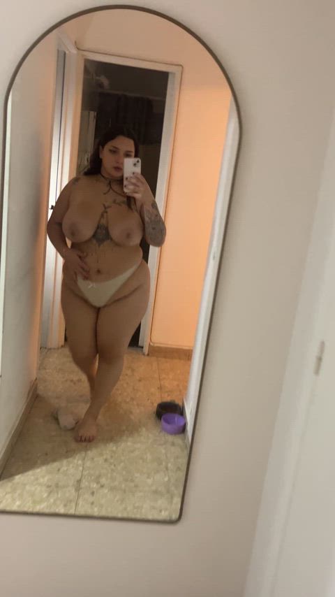 I'm 20, 260lbs & 5'4, are you happily gonna fuck me on the first date?