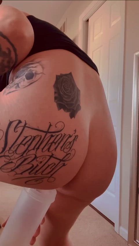 Who wants to try my pee 💦 & poop 💩 Shake 👅