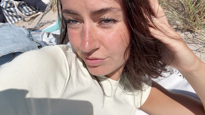 EuphoricFemaleFrilledlizard thumbnail