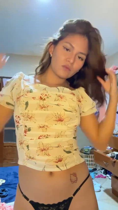 I just do as Sir says; I can swallow it or spit it out (18)