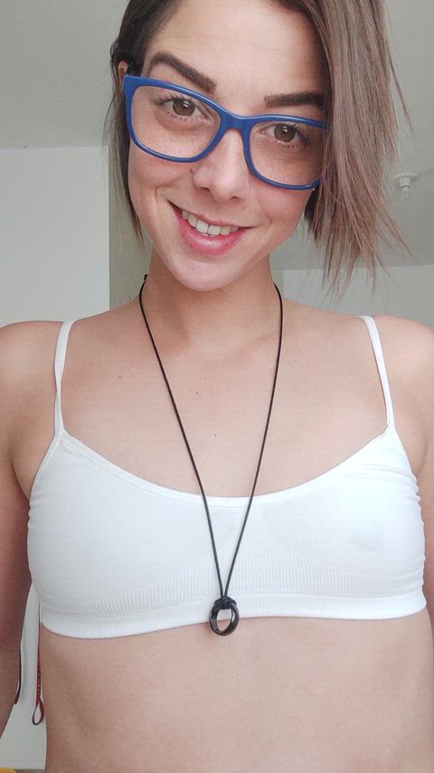 Showing my little breasts to start making lunch