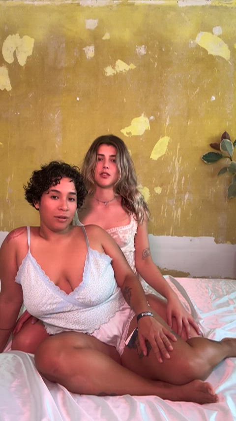 would you rather fuck a ebony or blonde first ?