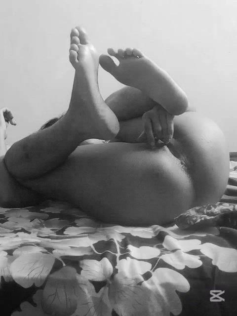 She whispered one thing in my ear… and I lost all control (part-01)
