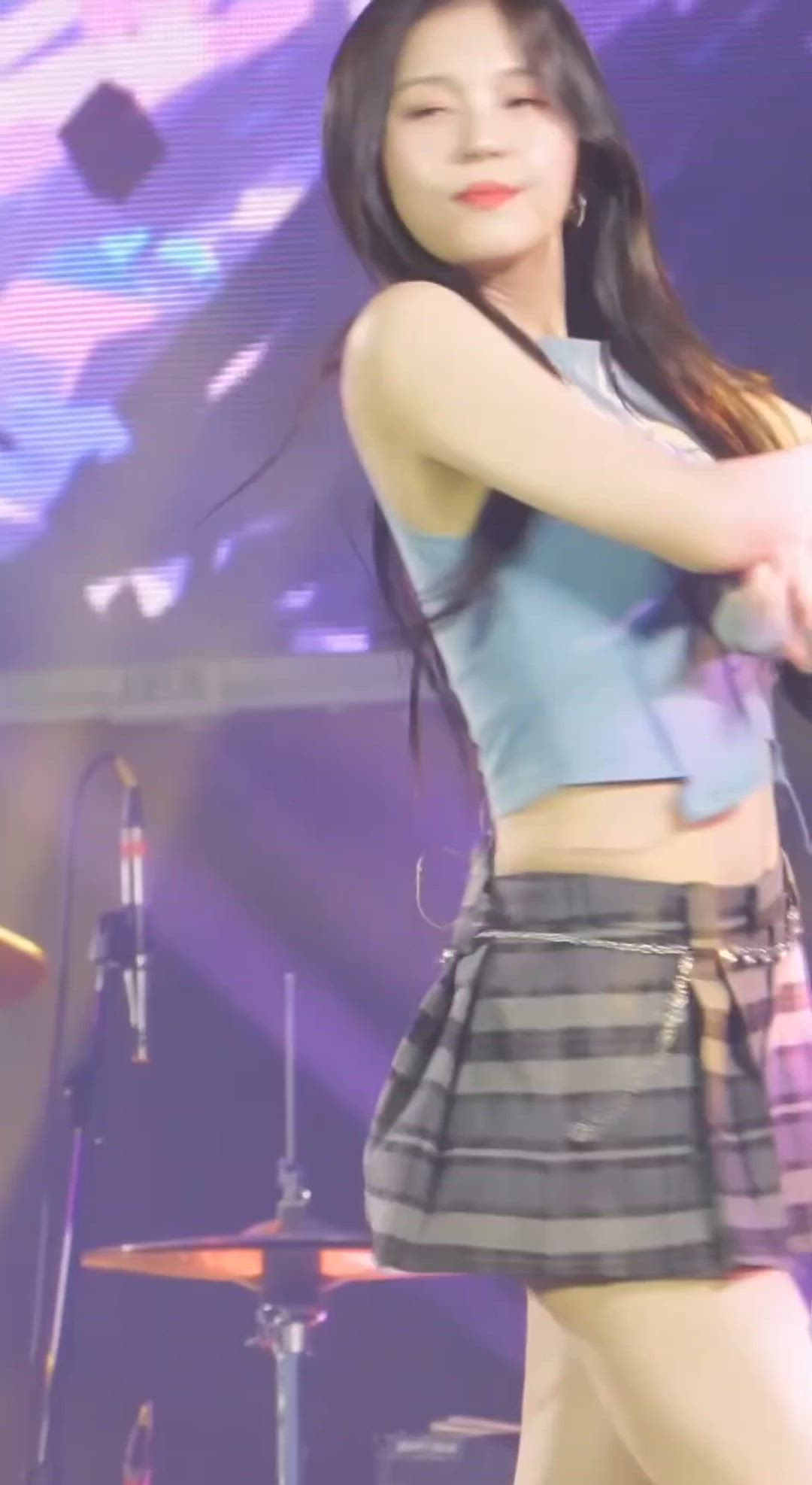 Umji - VIVIZ