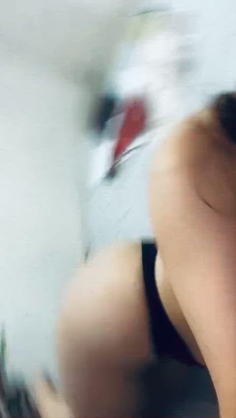 Wifey wants someone to handle her ass