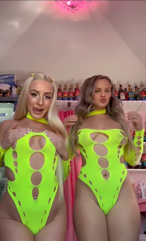 Ass Ass Shaking Big Ass Big Tits Coworker Natural Tits Phat Ass Tits Work Worker Porn GIF by populardick