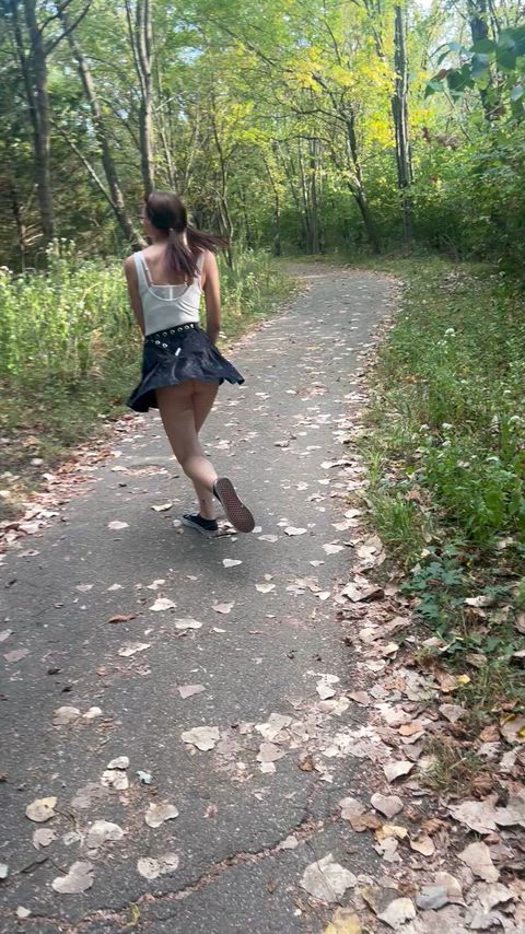 This is how I am supposed to dress for men to enjoy while walking alone in public 💕