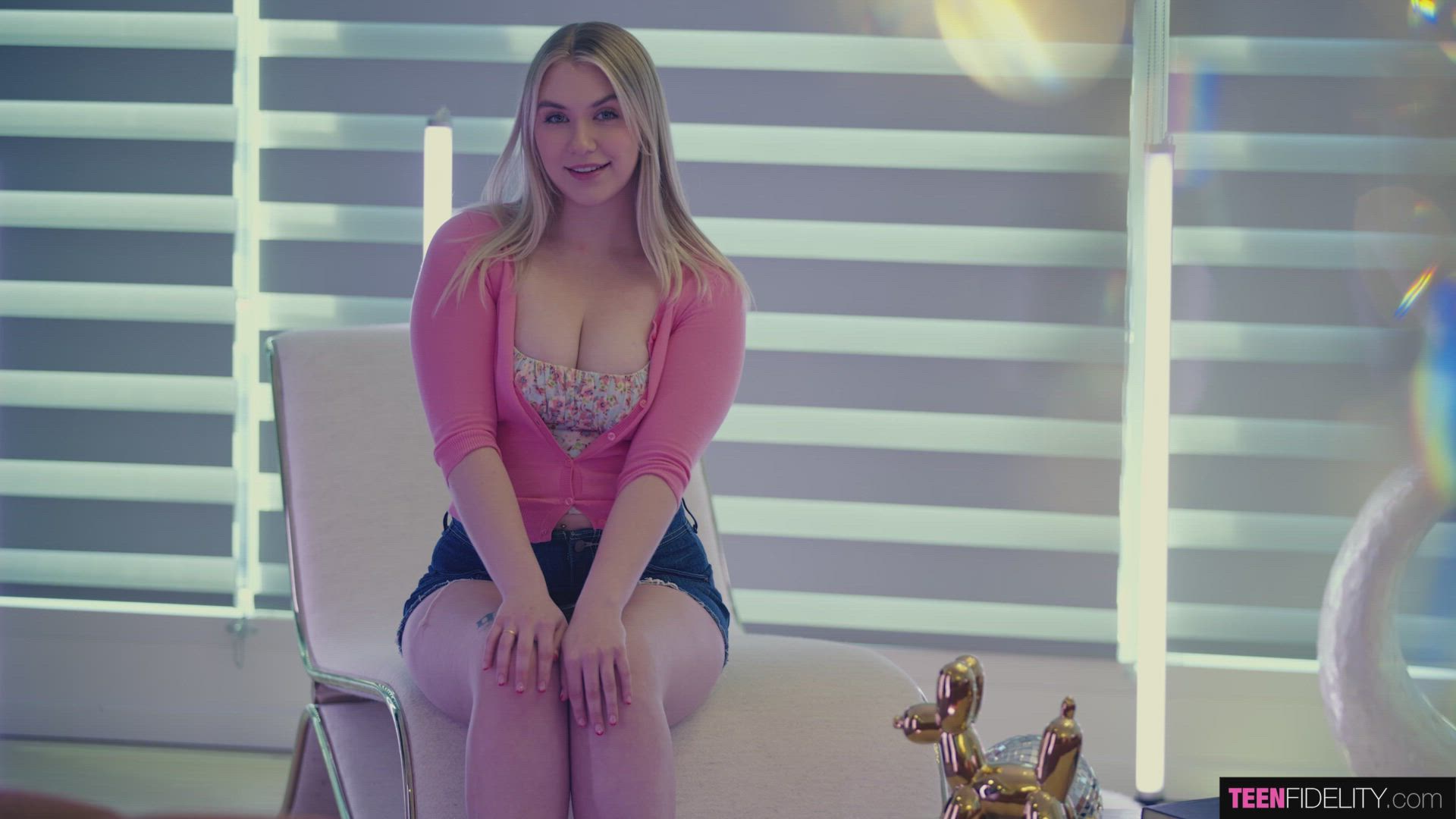 Maisey Monroe