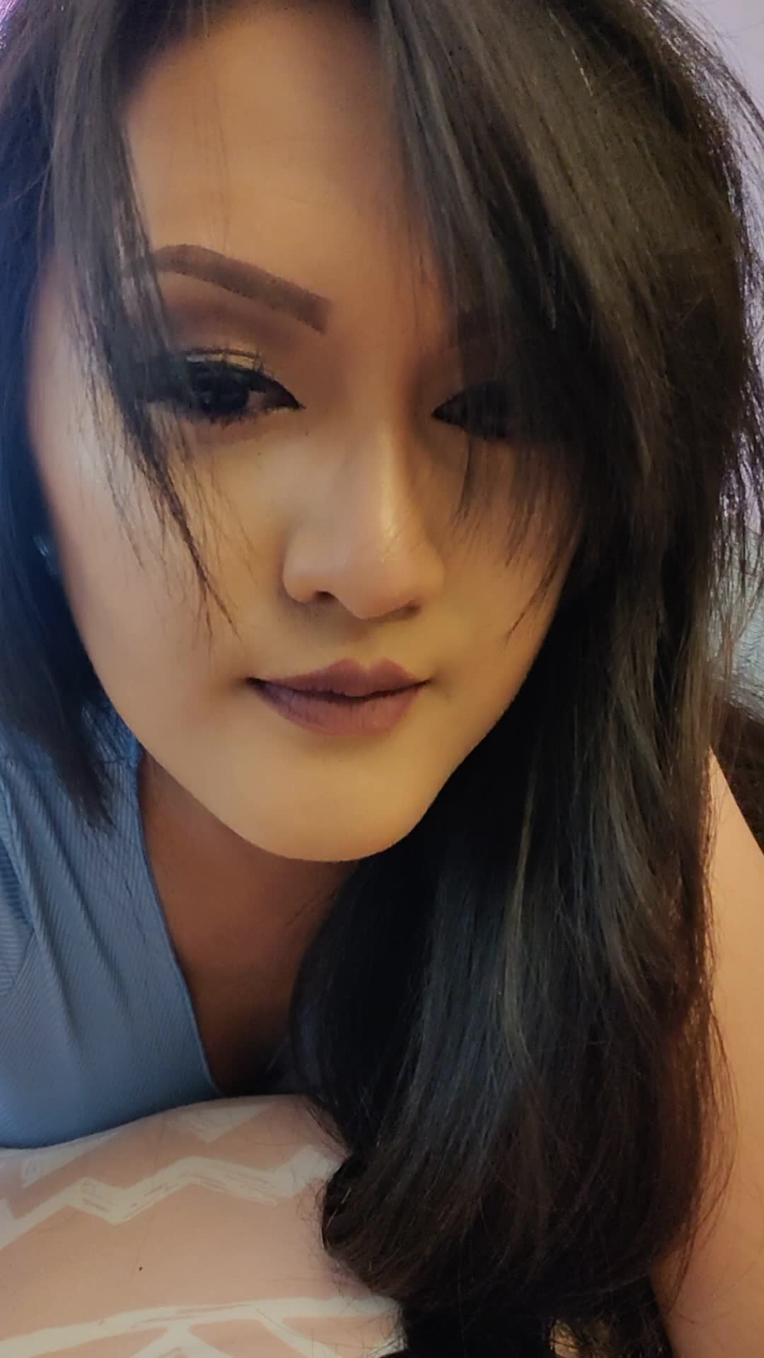 slap me while I suck you 🍑😛