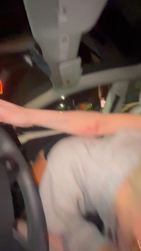 I suck his BWC after college party :3