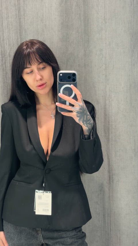 Where are my guys who like big boobs