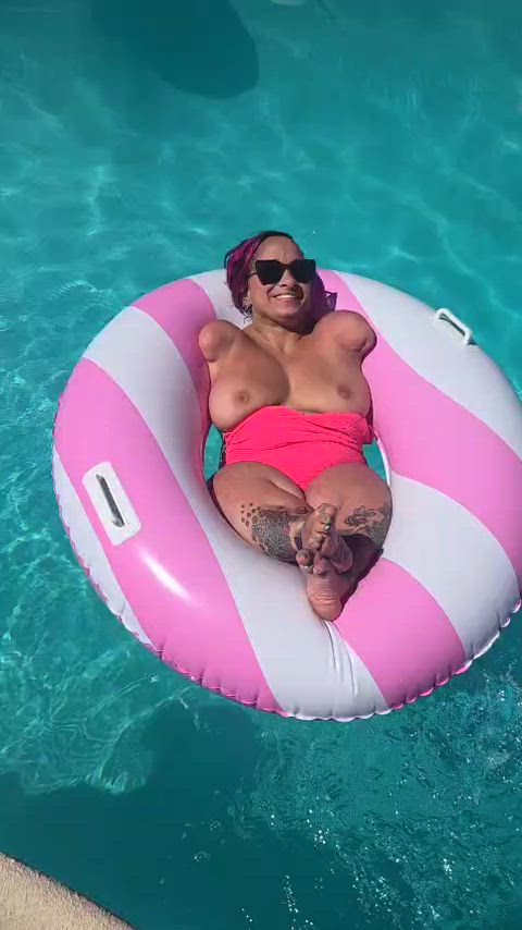 Who wants to join me in here? Just say YES