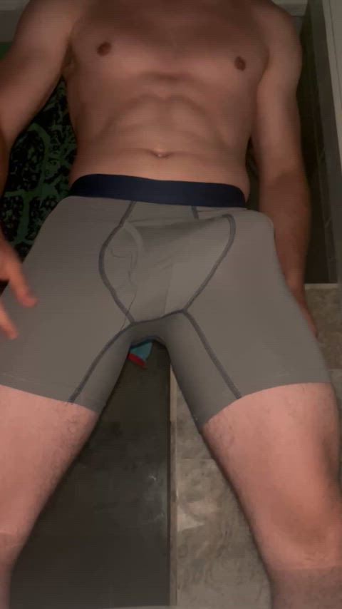 21 Bi About to shower