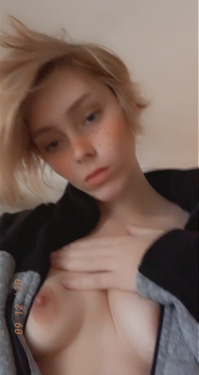 Nerdy barista with a pixie cut