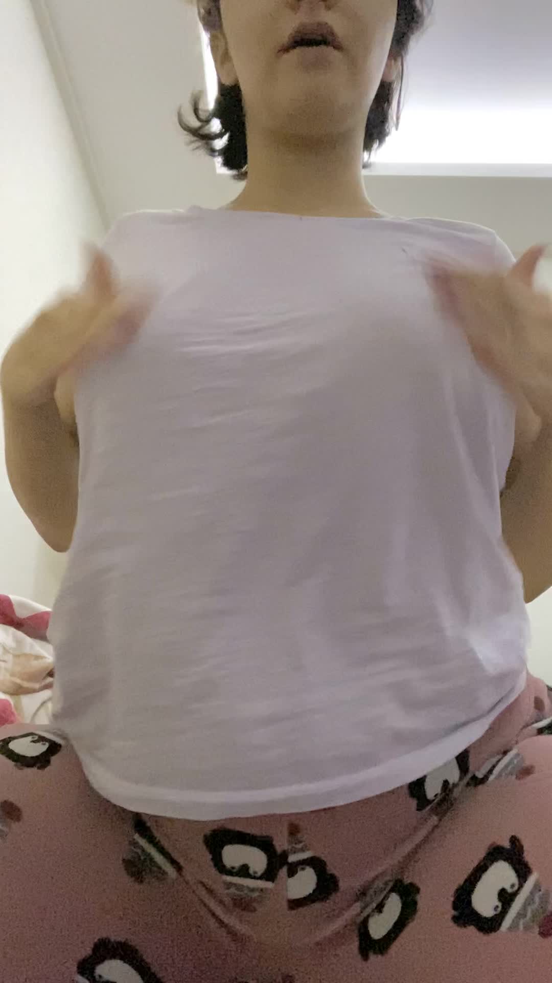 my father would literally kill me if he knew I'm horny for your cock and attention😈