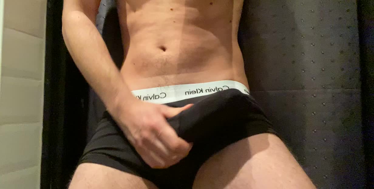 Tell me what you would do to my BWC? Could use some love while my roommates are out.. 8” and thick