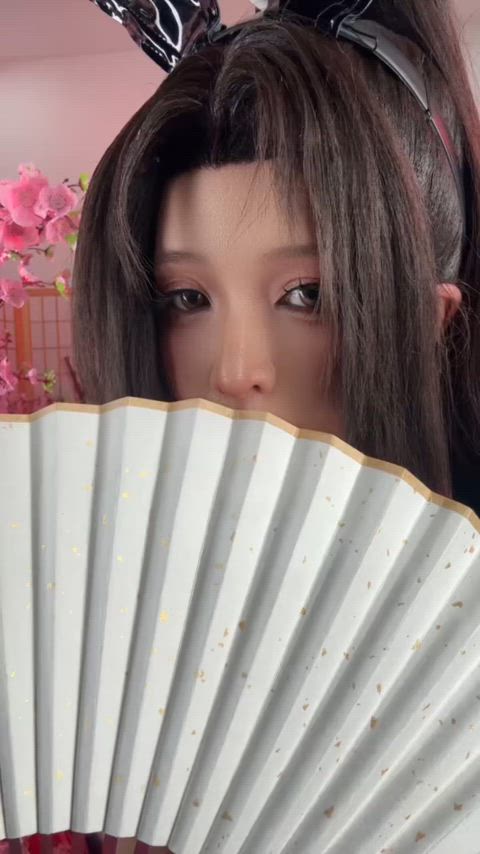 Guess my eye color, wrong answer only! ''' Mai Shiranui bunny
