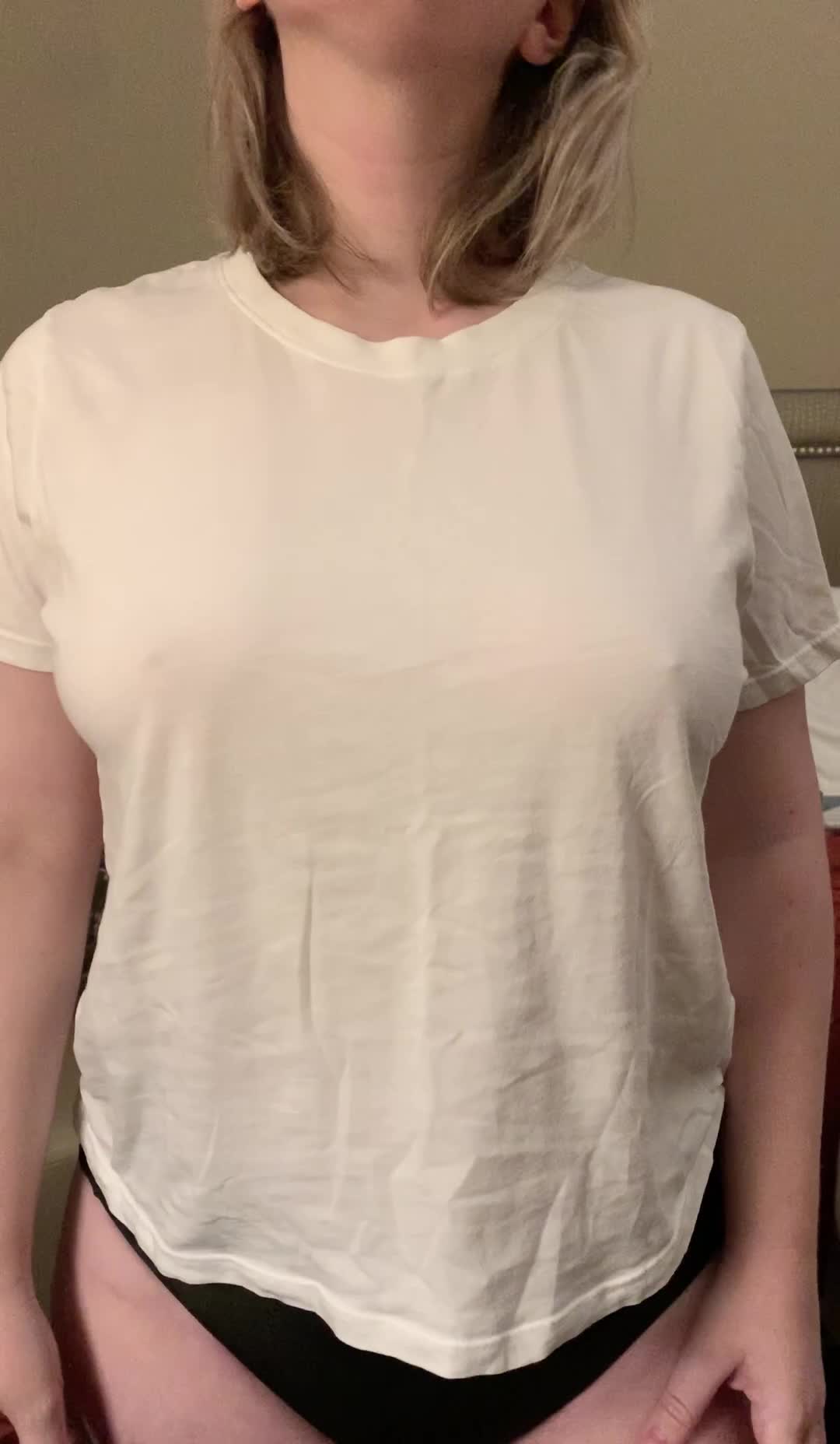 Thinking I’m gonna start going bra-less more often