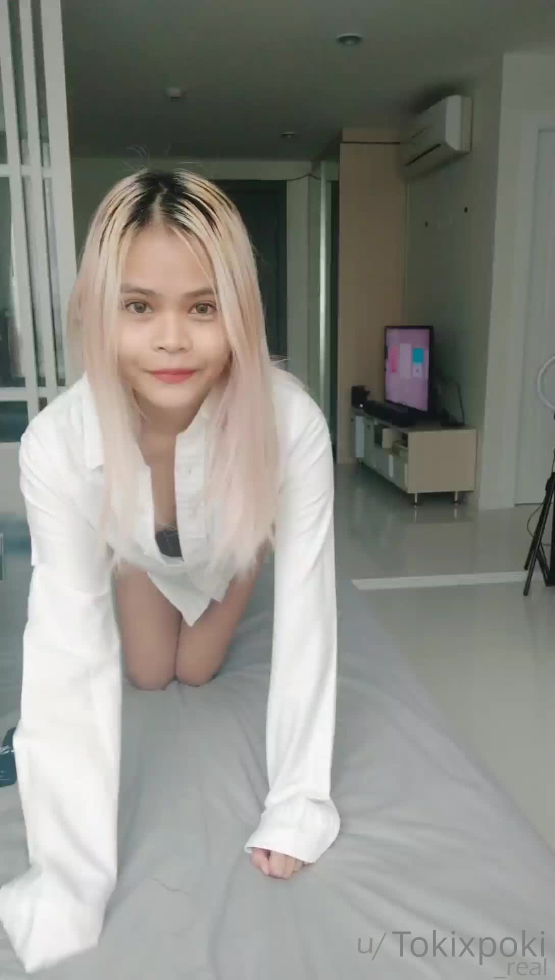 I love wearing the clothes you left behind at my place 😙
