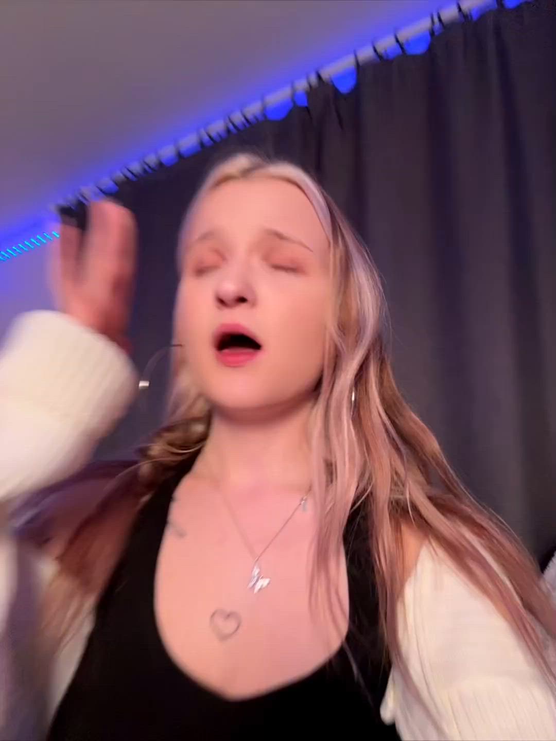 GIF thumbnail