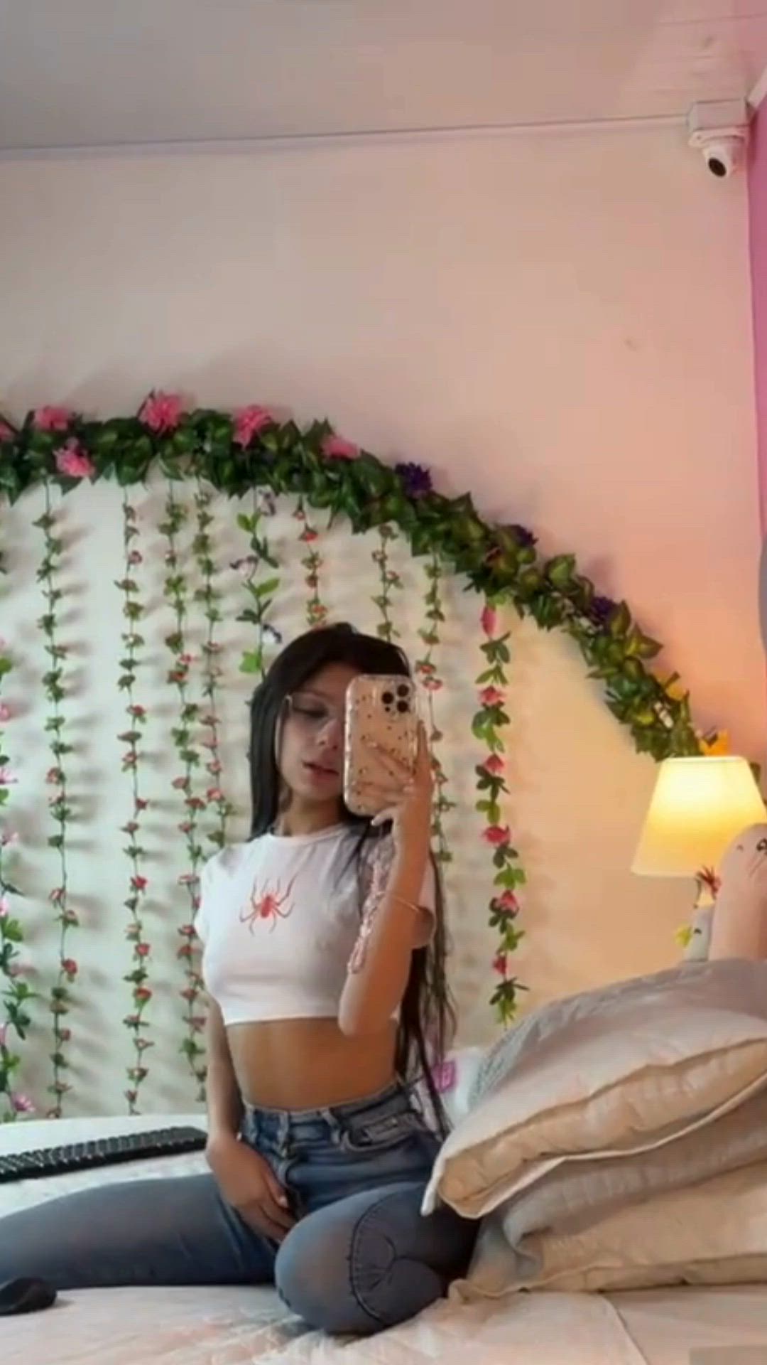 Amateur, Jeans, Latina, Petite, Sexy, Teen