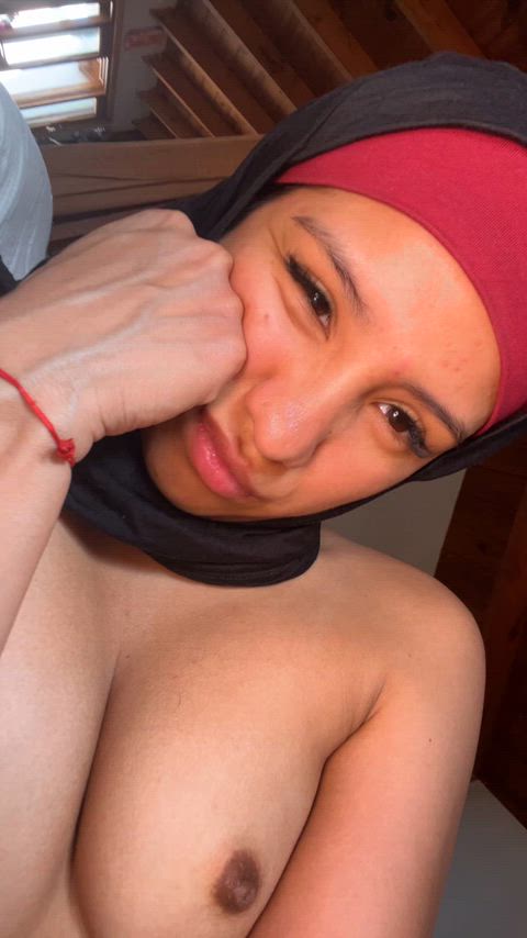 if you are really down to jerk off to my nudes say yes and i will send you some (first 300 users) coz i dont wanna do this all day long haha