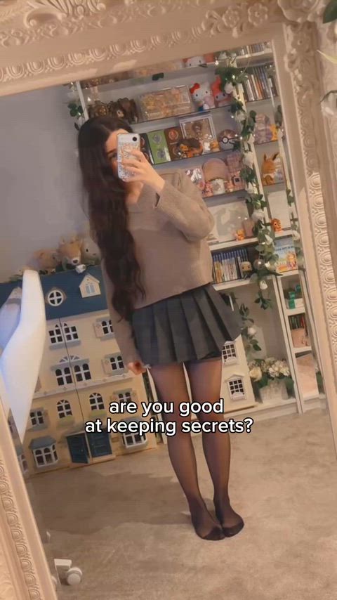 permanently limp... hormones are magic😵‍💫