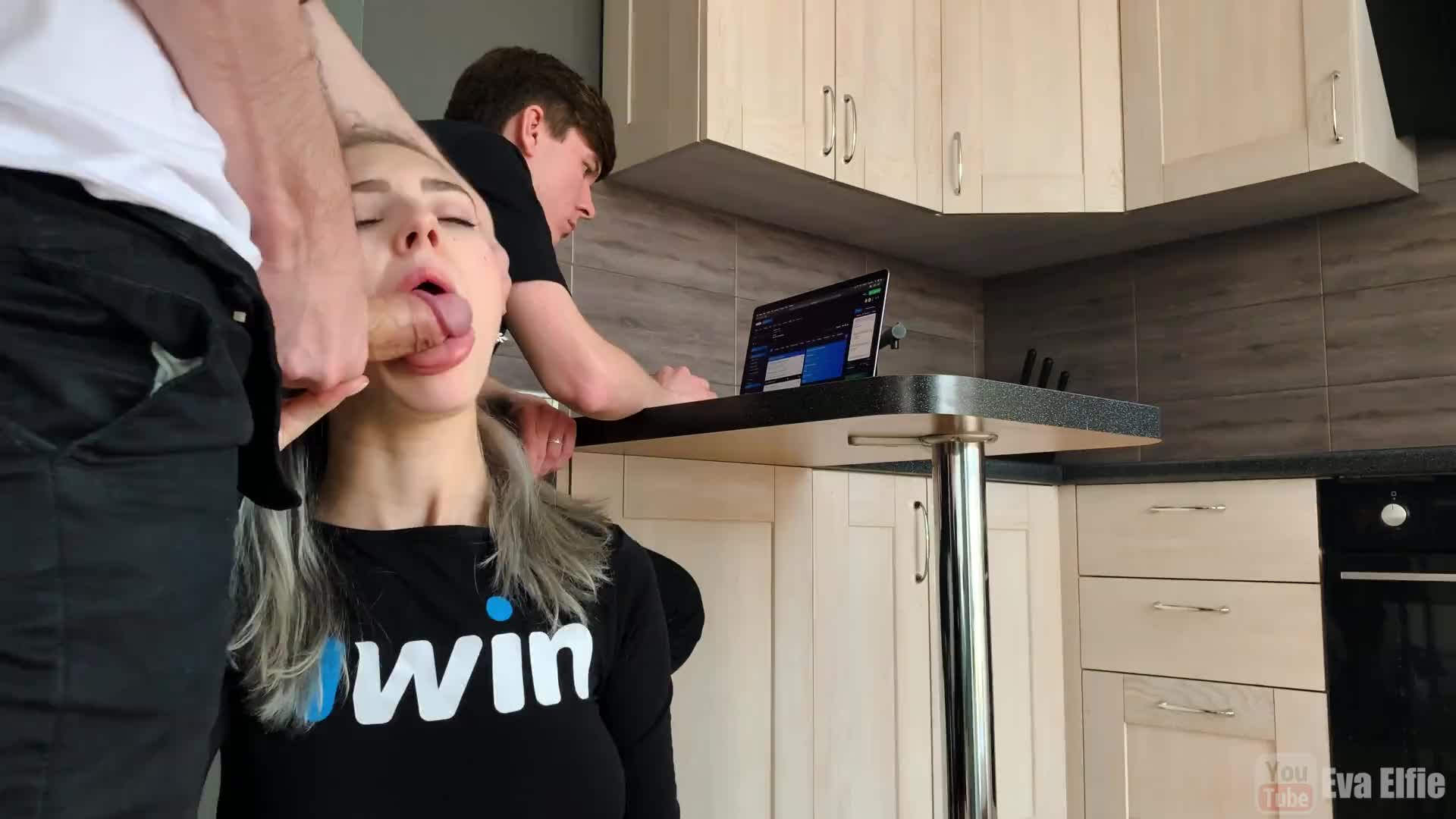 Cuckold loves this
