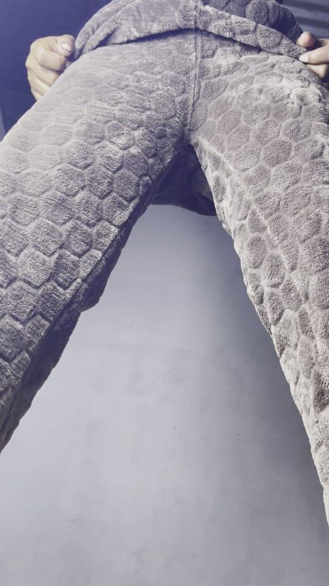 Do you prefer with or without pants?