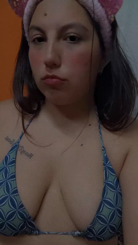 How hot I am right now is amazing