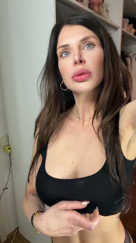 skinny 30yo with 450 cc’s