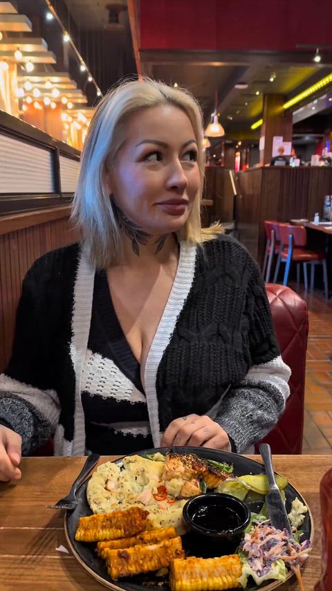 Dinner and a show :P 36