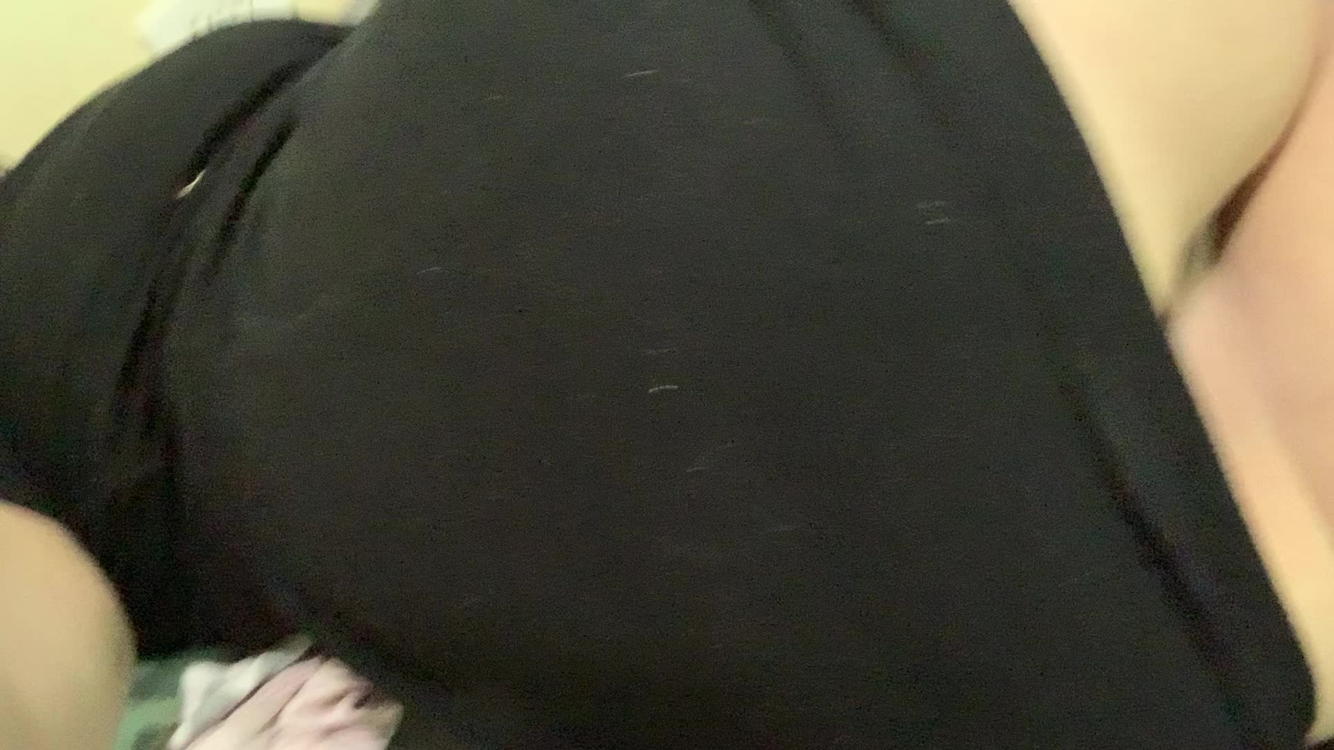 A little peek under my dress 😝