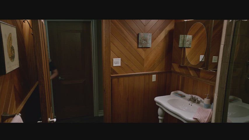 Maddie Hasson, WE SUMMON THE DARKNESS (2019)