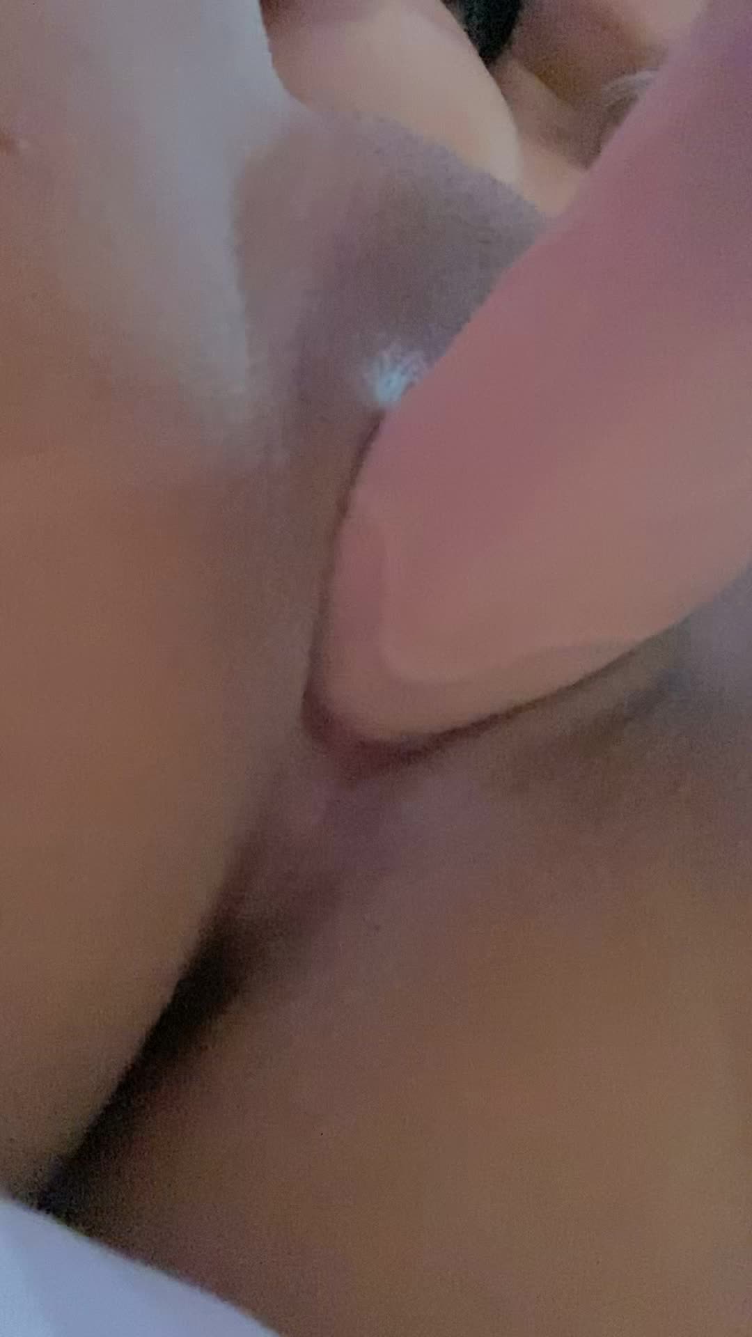 Since you all liked my last post on here, I broke my seal and added a dildo ;)
