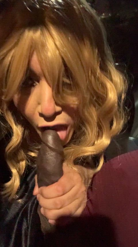 He used my little mouth and dropped his hot load inside me 🥵