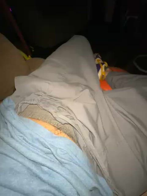 How’s your Wednesday [33]