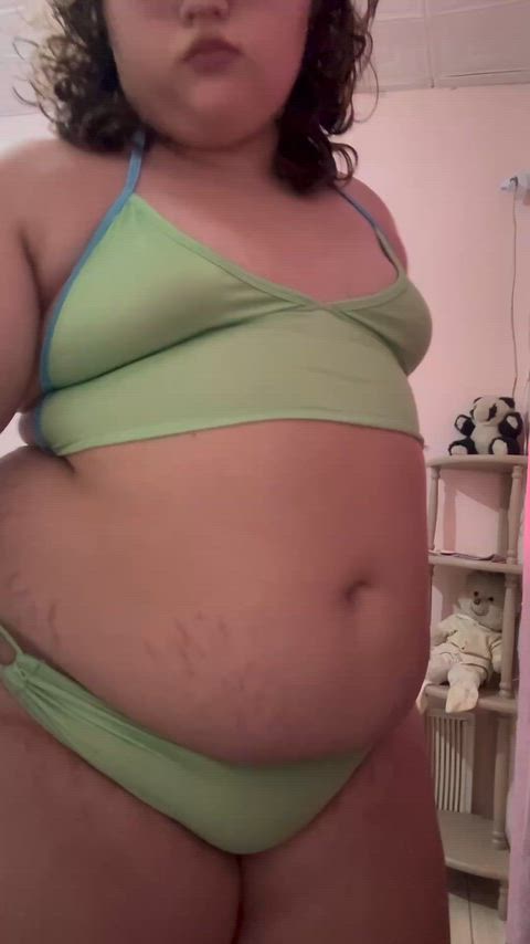 trying on my new bikini :3