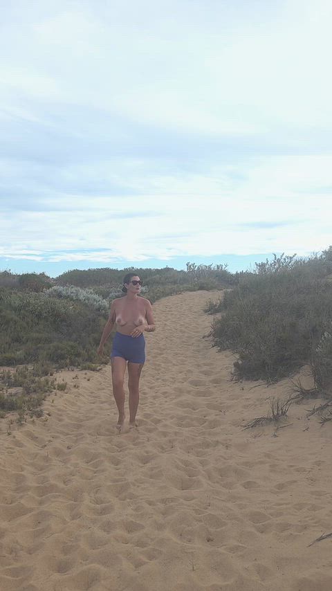 Przyłapana, MILF, OnlyFans, Publiczny klip