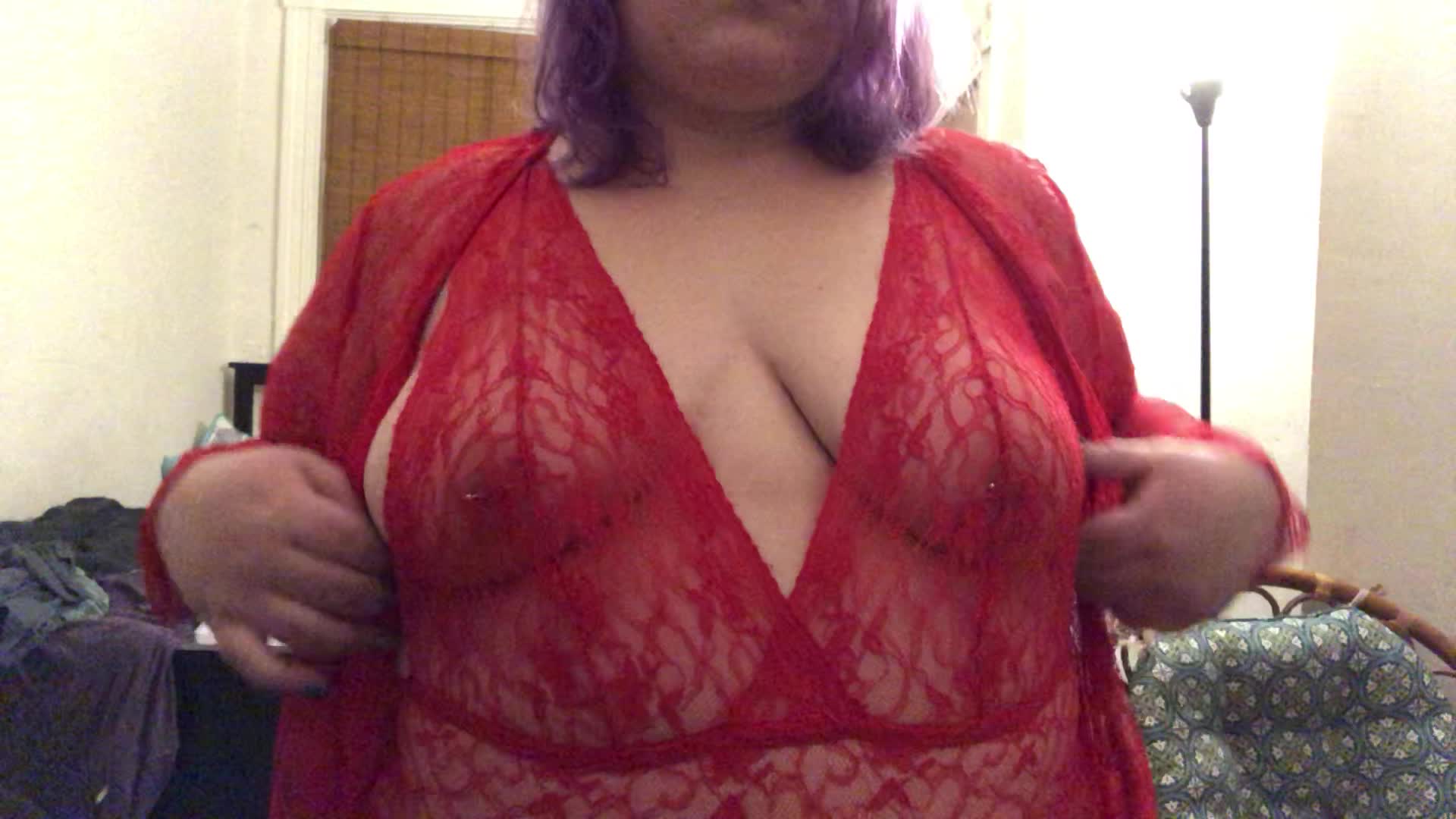 My first gif for you 😘