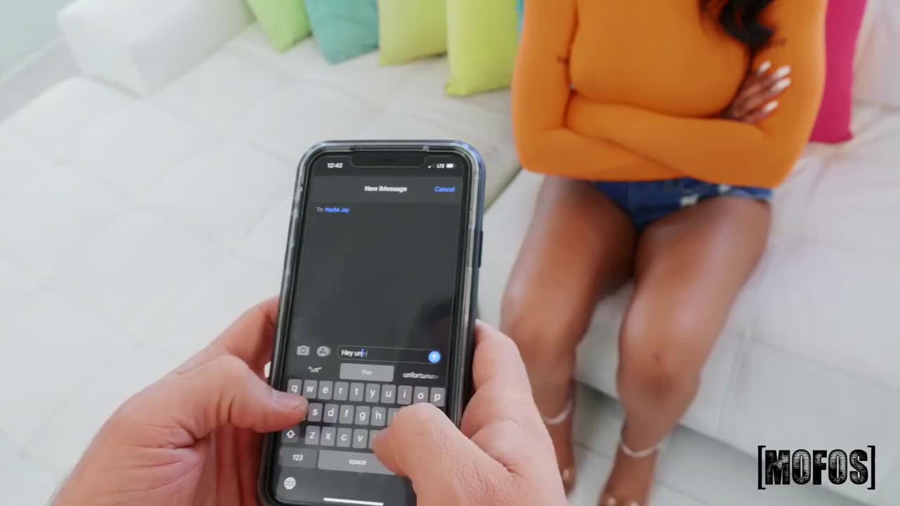 Share My BF - Girlfriend Meets Side Chic