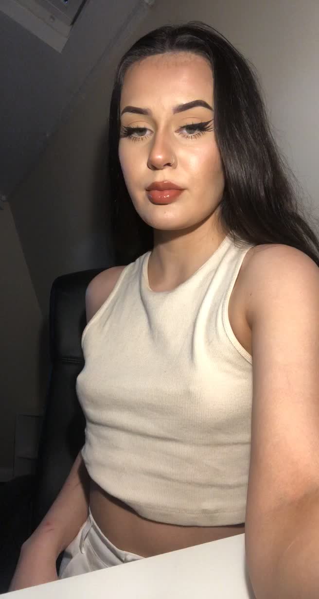 good morning from the UK, i hope this teen titty reveal brightens yours