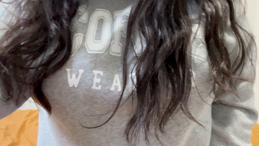 About to show you my huge boobs