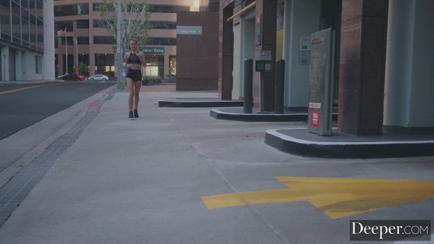 Avery Cristy | Public pussy playing