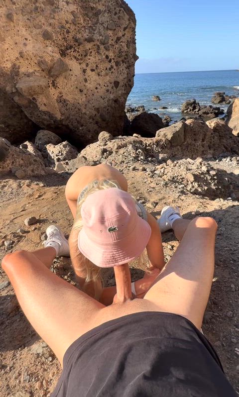 I‘m sucking it wherever you ask me to